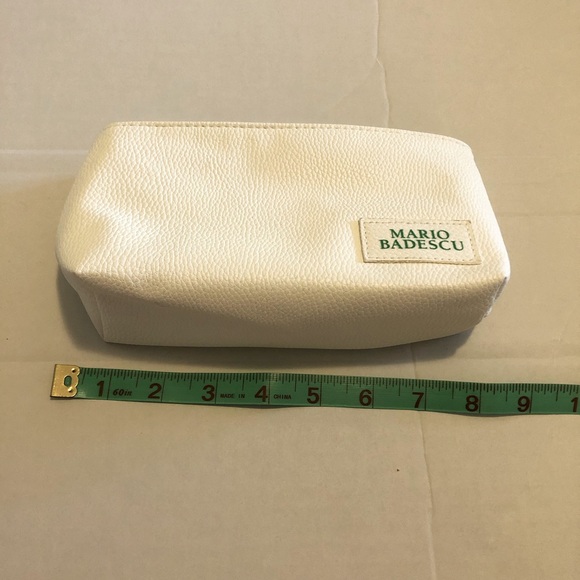 MARIO BADESCU Cosmetics / Skincare Case, with Extra Bags, White / Green - Picture 6 of 6